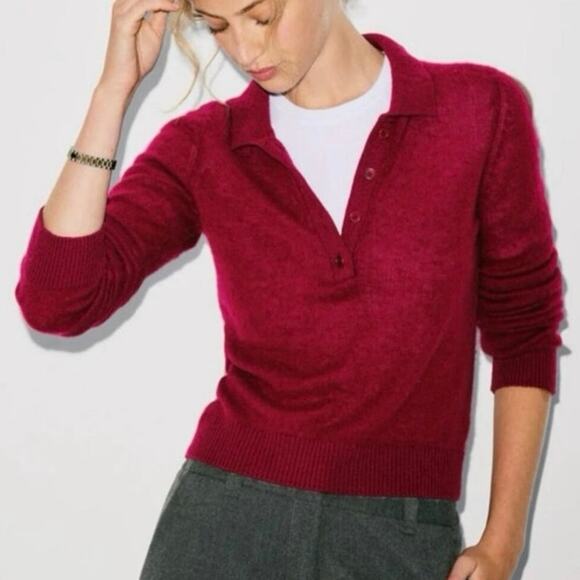Naadam Sweaters - Naadam Cranberry Polo Sweater
Wool Cashmere bland Medium